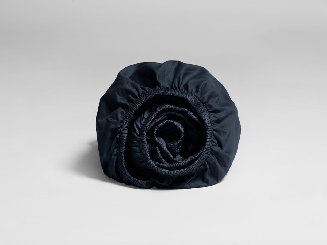 Dra-på-lakan bomullssatin blueberry