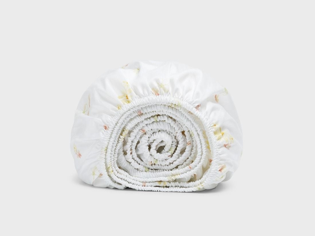 Dra-på-lakan bomullssatin flower valley