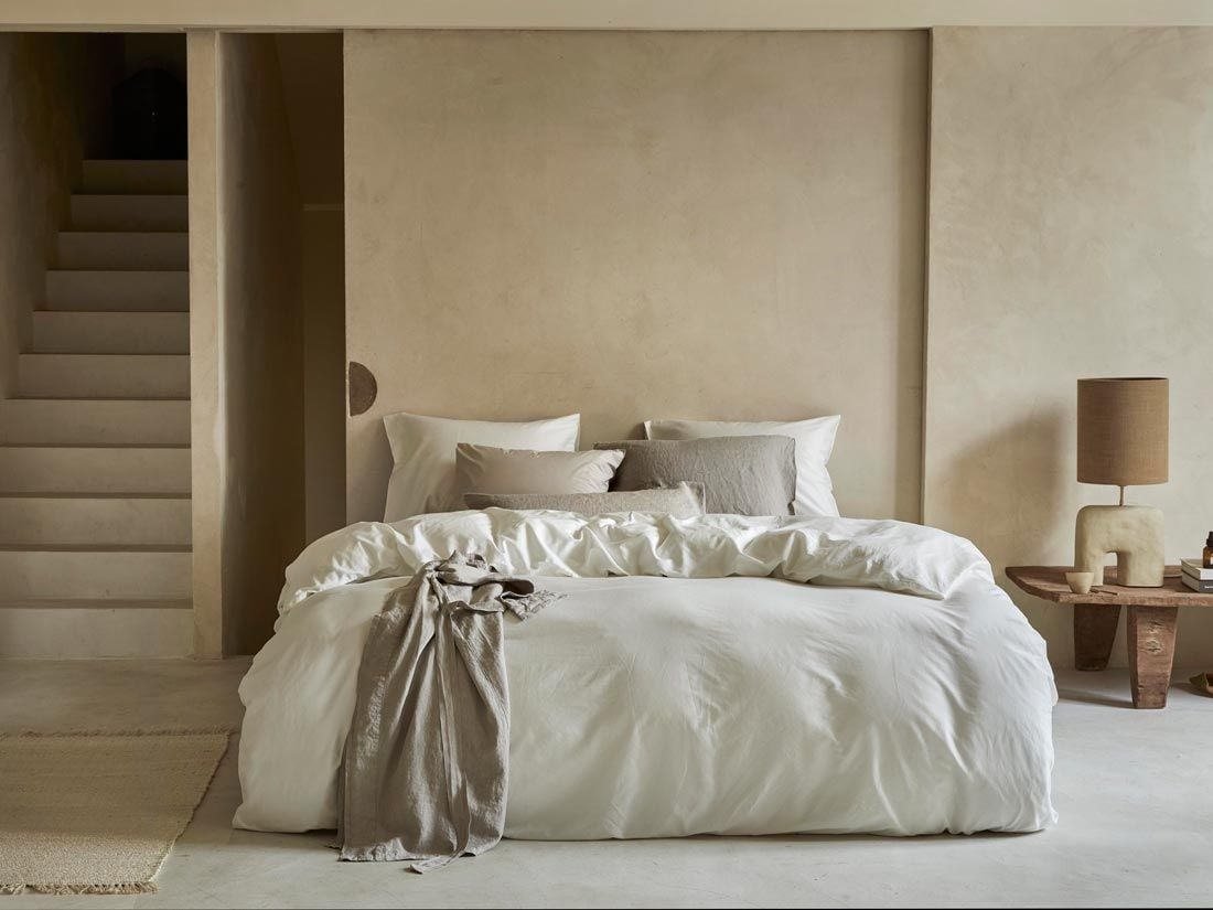 Påslakanset bomullssatin warm white