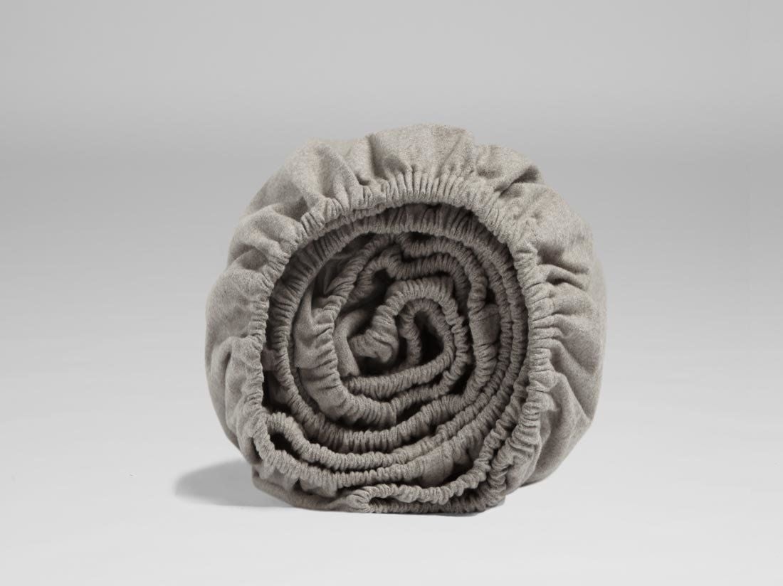 Dra-på-lakan flanell stone brown