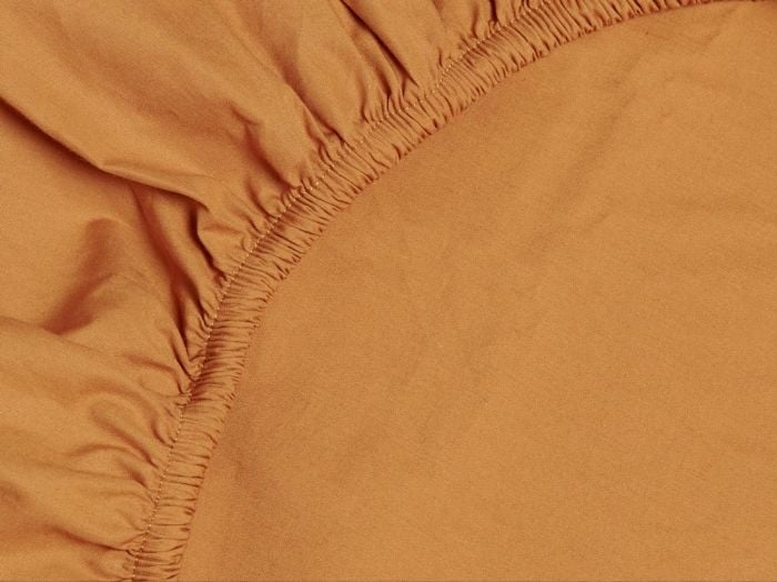 Dra-på-lakan percale ochre yellow